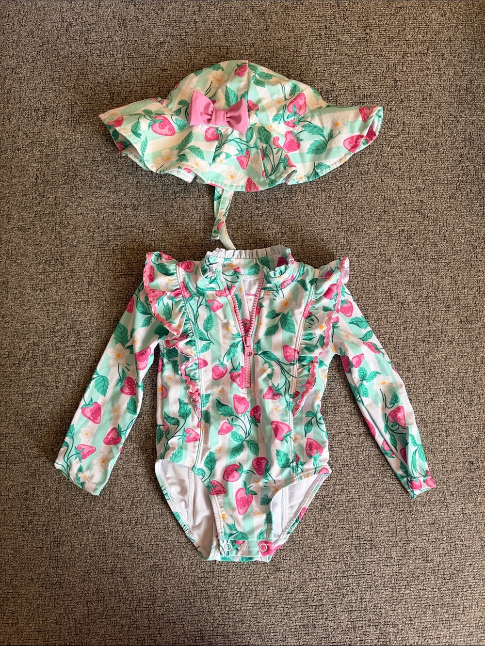 Girls Strawberry Print Long-Sleeve Swimsuit with Sun Hat - Pink & Mint